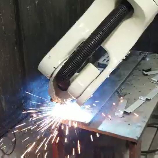 RJH605 robotska ćelija za zavarivanje