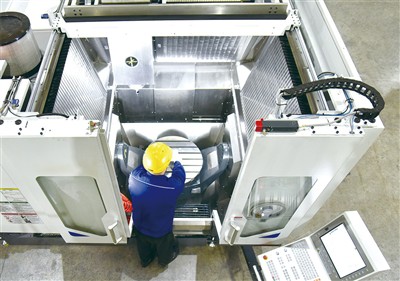 Sedam glavnih prednosti 5-osne CNC obrade s vrhunskim CNC sustavom koje možet...